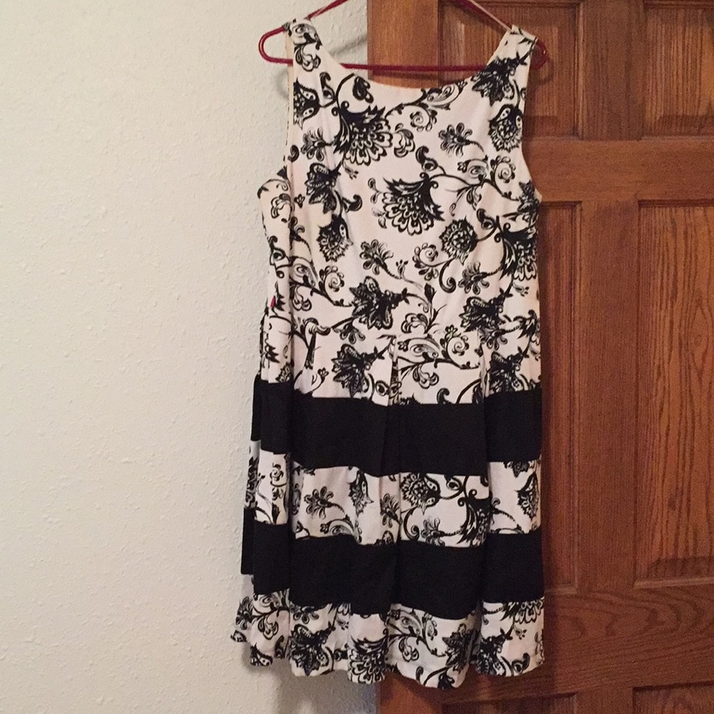 Black and white dress